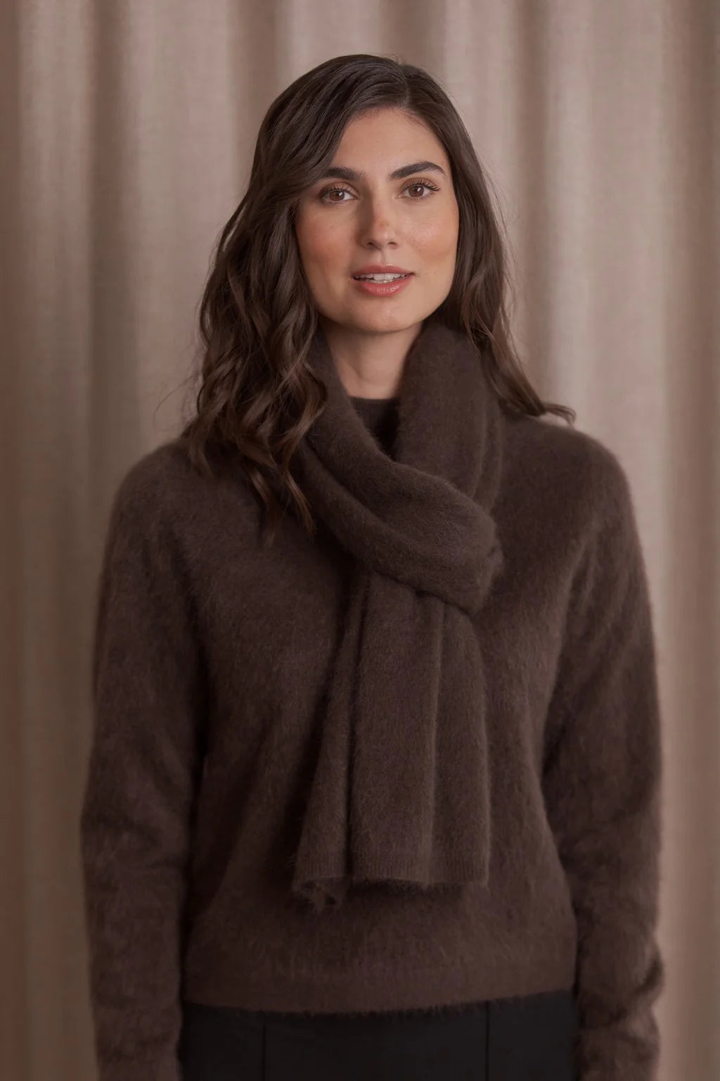 Kashmirhuivi, Dark chocolate