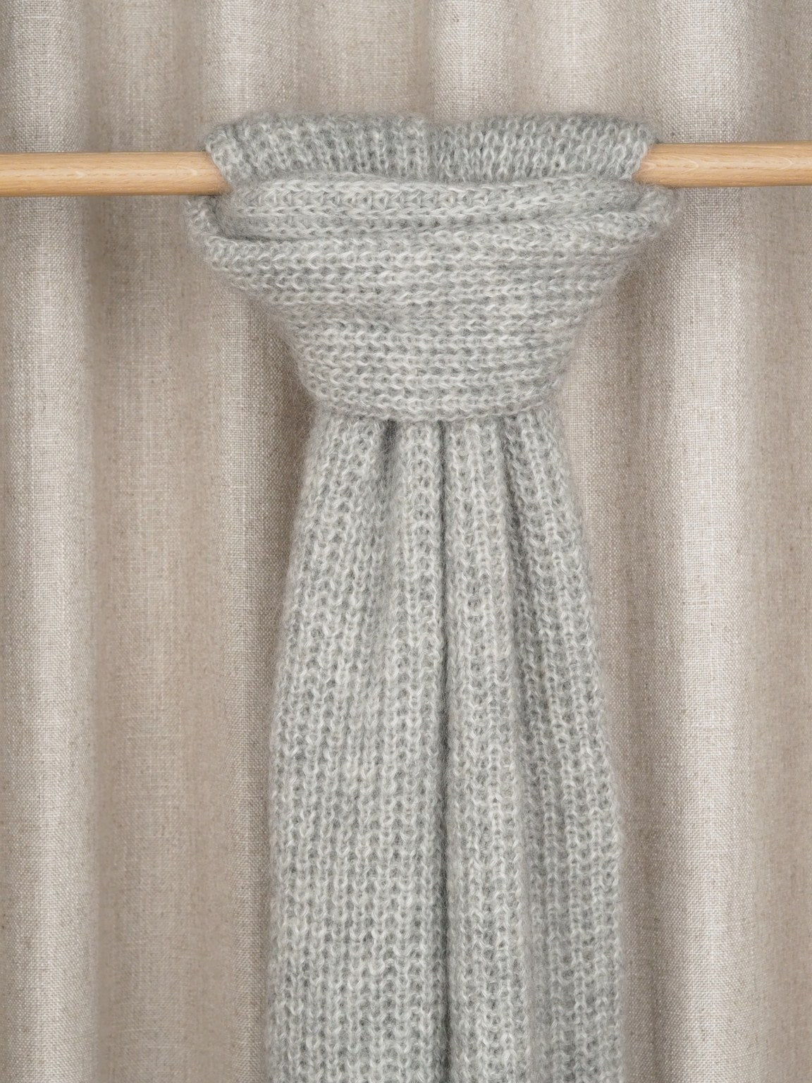 Huivi kid mohairsekoitteesta, Light grey melange