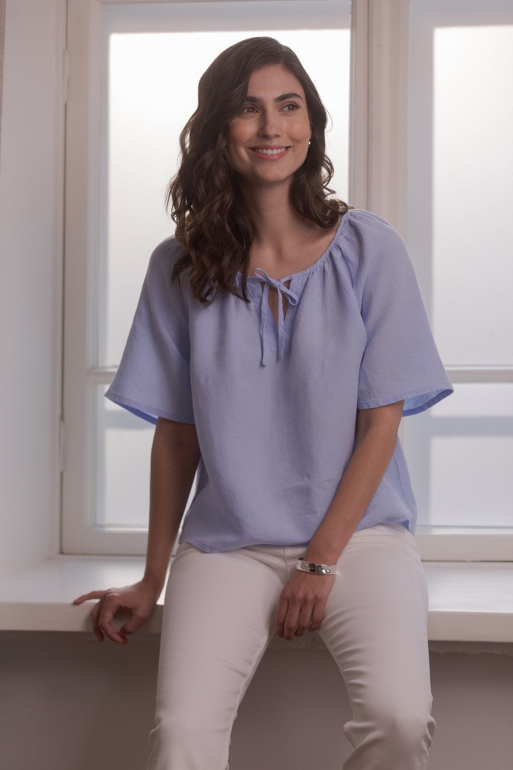 Leveähihainen pellavapaita, Sky