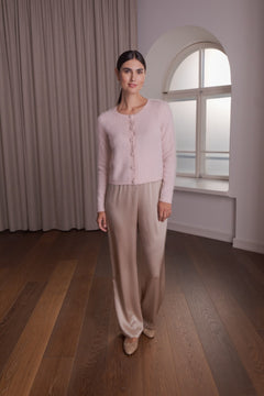 Pitkähihainen kashmirneuletakki sävyssä pale pink